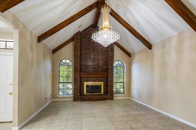 2401 NW 68th St, Lawton, OK 73505