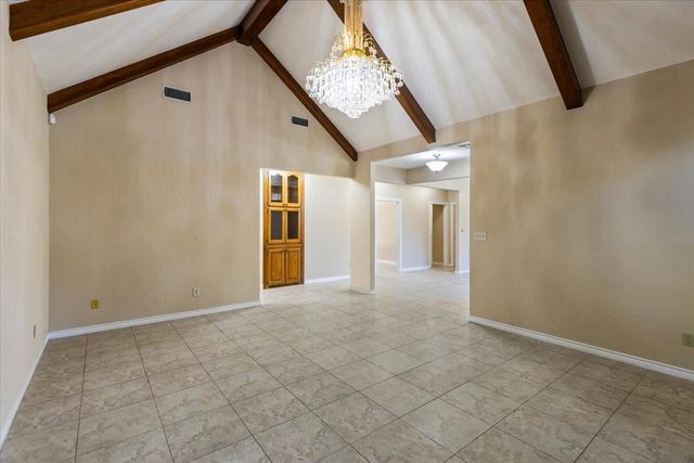 2401 NW 68th St, Lawton, OK 73505