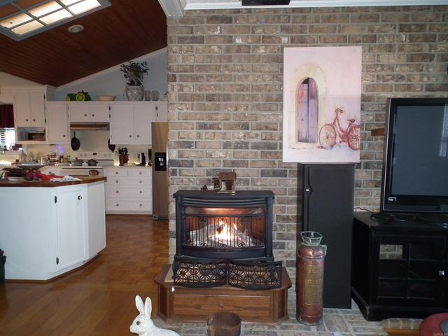 359 W Pin Oak Drive, Rose Bud, AR 72137