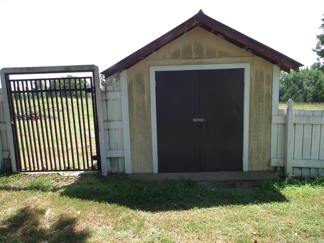 359 W Pin Oak Drive, Rose Bud, AR 72137