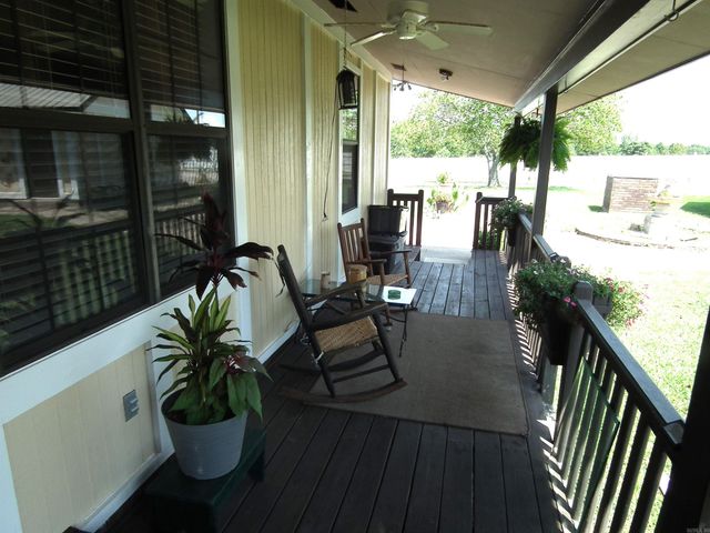 359 W Pin Oak Drive, Rose Bud, AR 72137