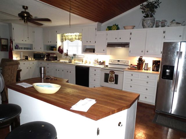 359 W Pin Oak Drive, Rose Bud, AR 72137