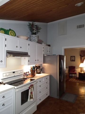 359 W Pin Oak Drive, Rose Bud, AR 72137