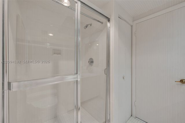 20281 E Country Club Dr 305, Aventura, FL 33180