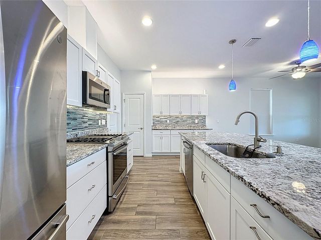537 NARROW VIEW LANE, Groveland, FL 34736