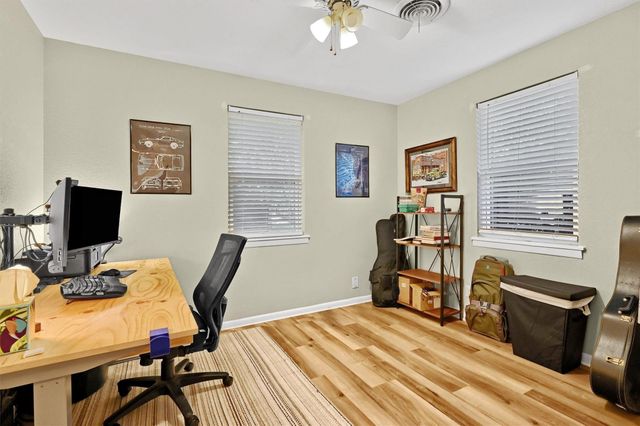 2000 Brenda Avenue, Denison, TX 75020