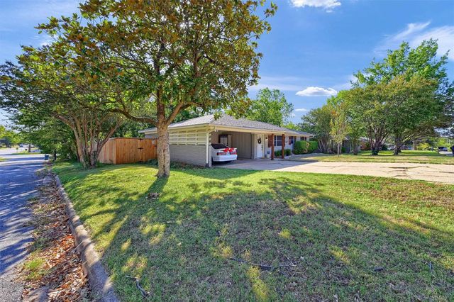 2000 Brenda Avenue, Denison, TX 75020