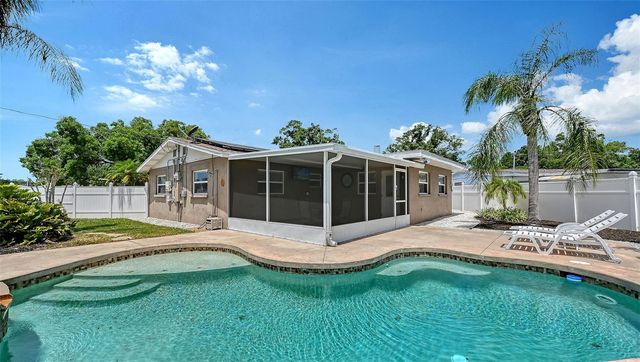 3681 STOKES DR DRIVE, Sarasota, FL 34232