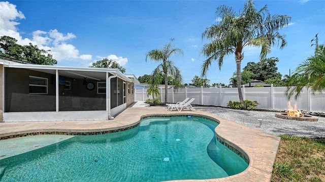 3681 STOKES DR DRIVE, Sarasota, FL 34232