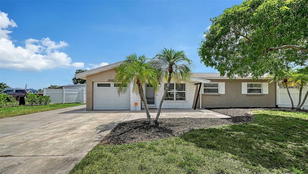 3681 STOKES DR DRIVE, Sarasota, FL 34232