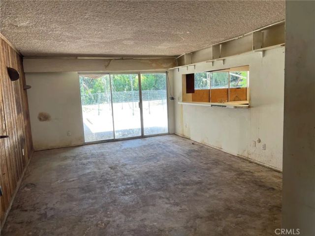 22235 Parthenia Street, Canoga Park, CA 91304