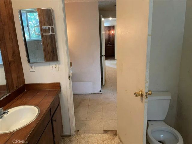 22235 Parthenia Street, Canoga Park, CA 91304