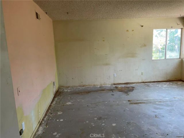 22235 Parthenia Street, Canoga Park, CA 91304