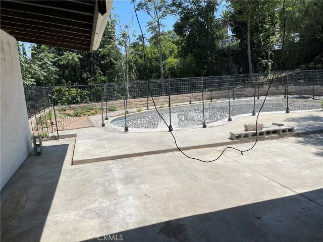 22235 Parthenia Street, Canoga Park, CA 91304
