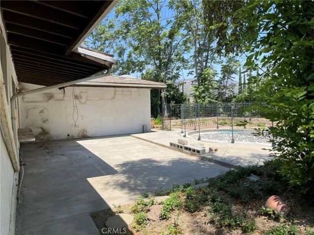 22235 Parthenia Street, Canoga Park, CA 91304