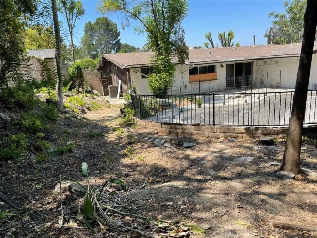 22235 Parthenia Street, Canoga Park, CA 91304
