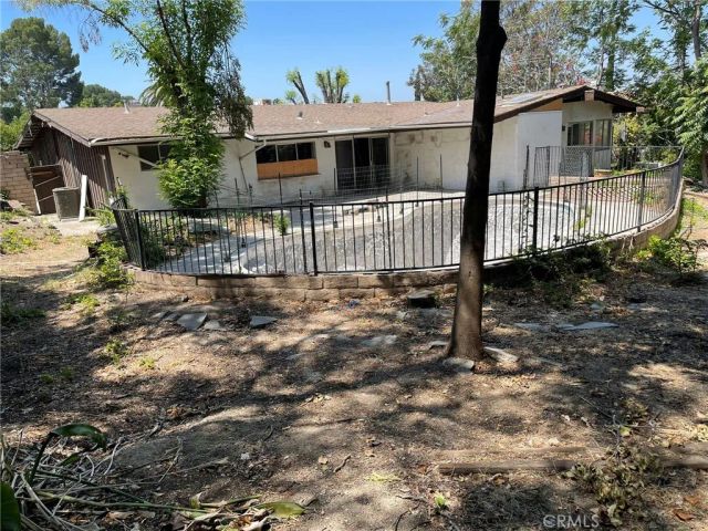 22235 Parthenia Street, Canoga Park, CA 91304