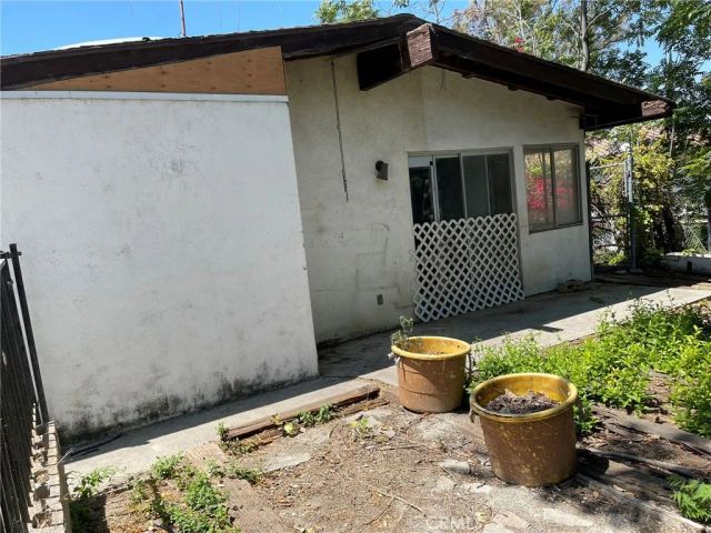 22235 Parthenia Street, Canoga Park, CA 91304