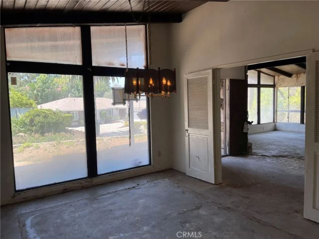 22235 Parthenia Street, Canoga Park, CA 91304