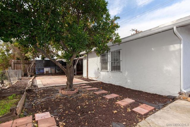 5703 Michael St, San Diego, CA 92105