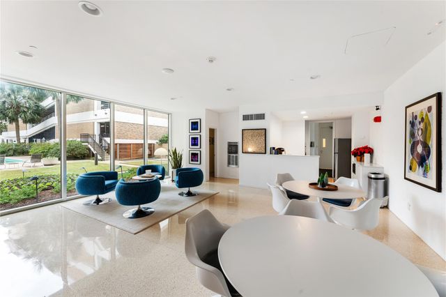 3600 Montrose Boulevard 904, Houston, TX 77006