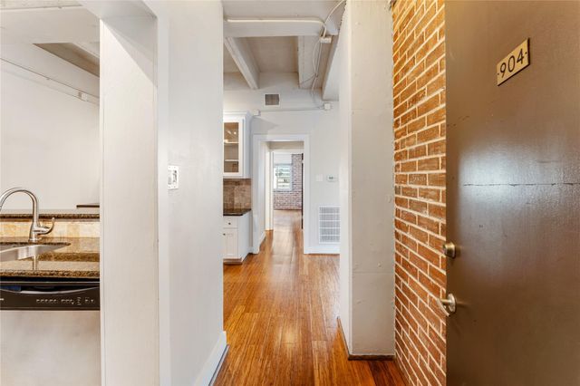 3600 Montrose Boulevard 904, Houston, TX 77006