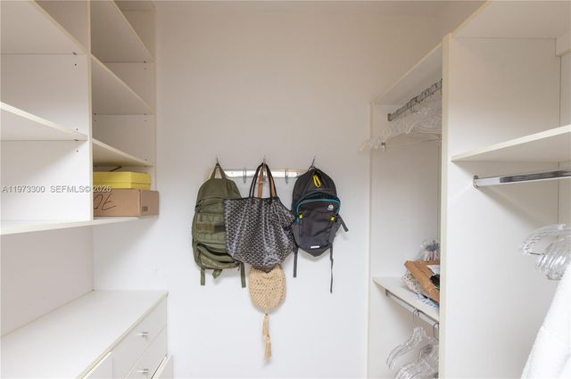 9559 Collins Ave S7-D, Surfside, FL 33154