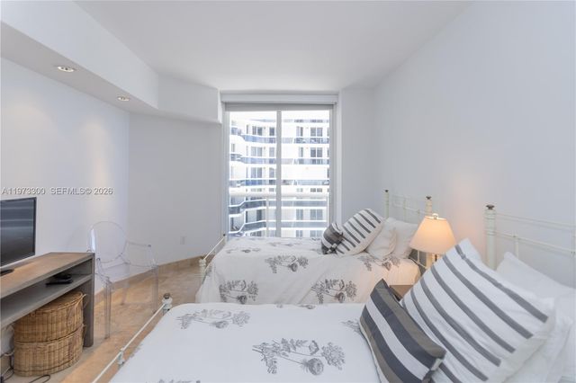 9559 Collins Ave S7-D, Surfside, FL 33154