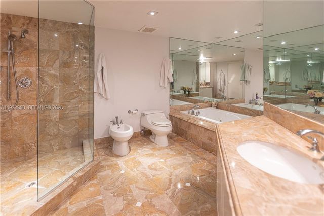 9559 Collins Ave S7-D, Surfside, FL 33154