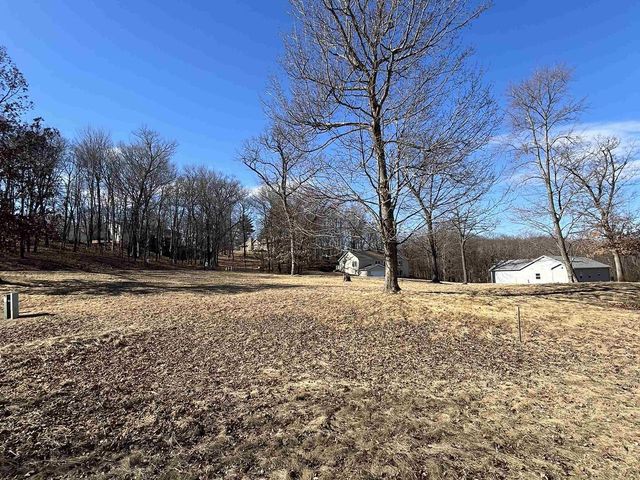 68 Wild Turkey Road, Baraboo, WI 53913