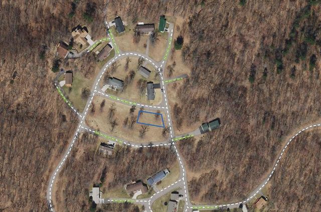 68 Wild Turkey Road, Baraboo, WI 53913