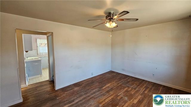 301 Tobias Drive, Hellertown Boro, PA 18055