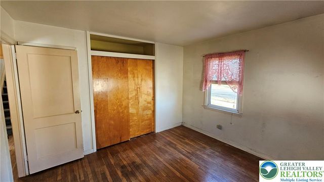 301 Tobias Drive, Hellertown Boro, PA 18055