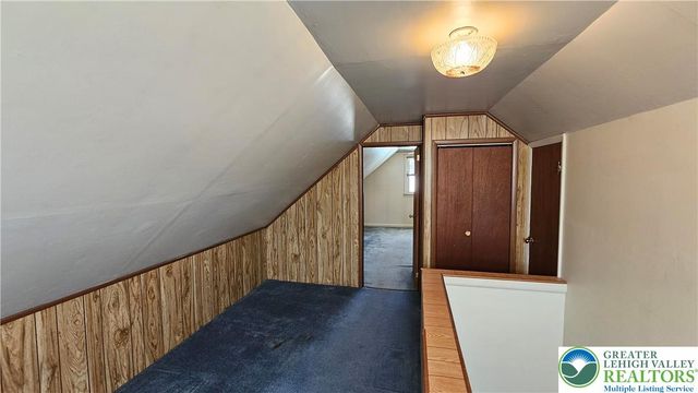 301 Tobias Drive, Hellertown Boro, PA 18055