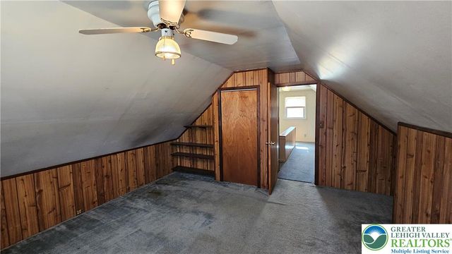 301 Tobias Drive, Hellertown Boro, PA 18055