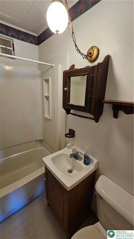 301 Tobias Drive, Hellertown Boro, PA 18055