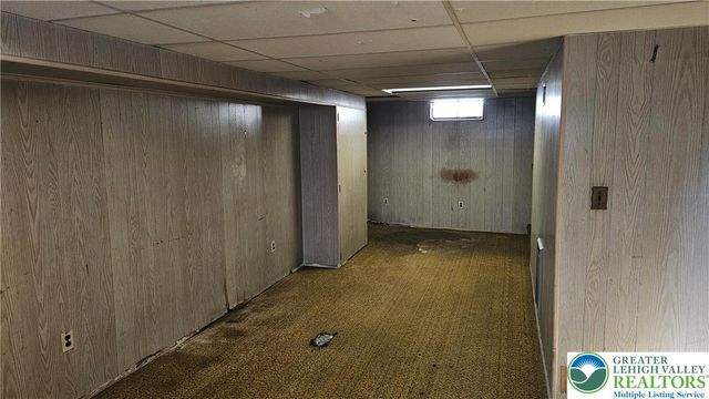 301 Tobias Drive, Hellertown Boro, PA 18055