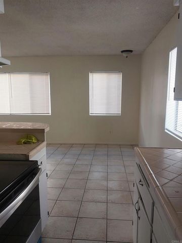 3877 Menlo Avenue, San Diego, CA 92105