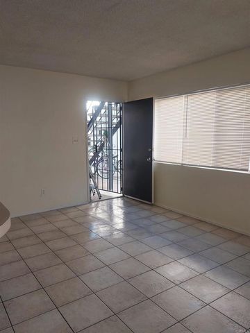 3877 Menlo Avenue, San Diego, CA 92105