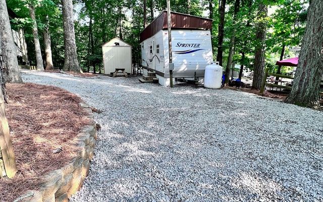 171 10th Street, Ellijay, GA 30540