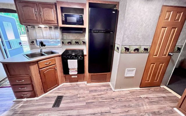 171 10th Street, Ellijay, GA 30540