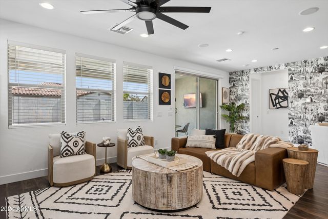 20920 E TIMBERLINE Road, Queen Creek, AZ 85142