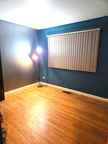 411 Seward Street, Park Forest, IL 60466