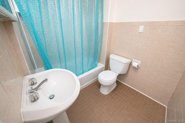 123-09 20th Avenue, College Point, NY 11356