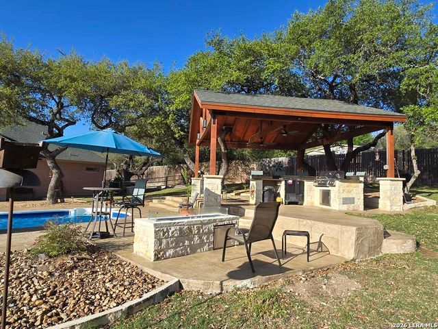 184 Stockman, Spring Branch, TX 78070