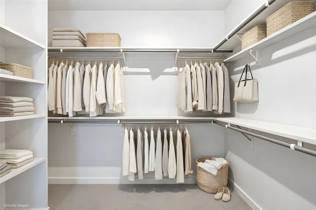 316 Clearlake DR, Hutto, TX 78634