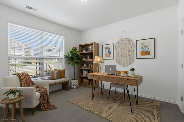 316 Clearlake DR, Hutto, TX 78634