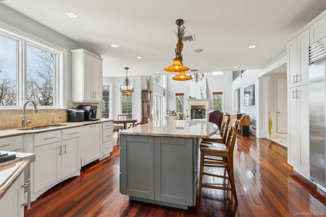 2 Tompkins Court, Nyack, NY 10960