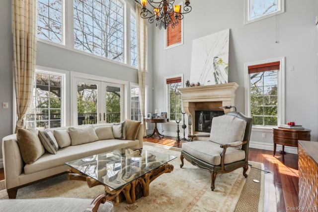 2 Tompkins Court, Nyack, NY 10960