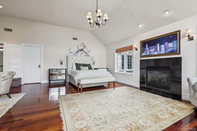 2 Tompkins Court, Nyack, NY 10960